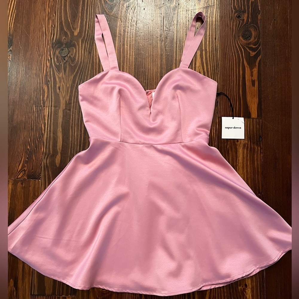 SUPERDOWN Jayden Sweetheart Mini Dress in Rose - Picture 2 of 9